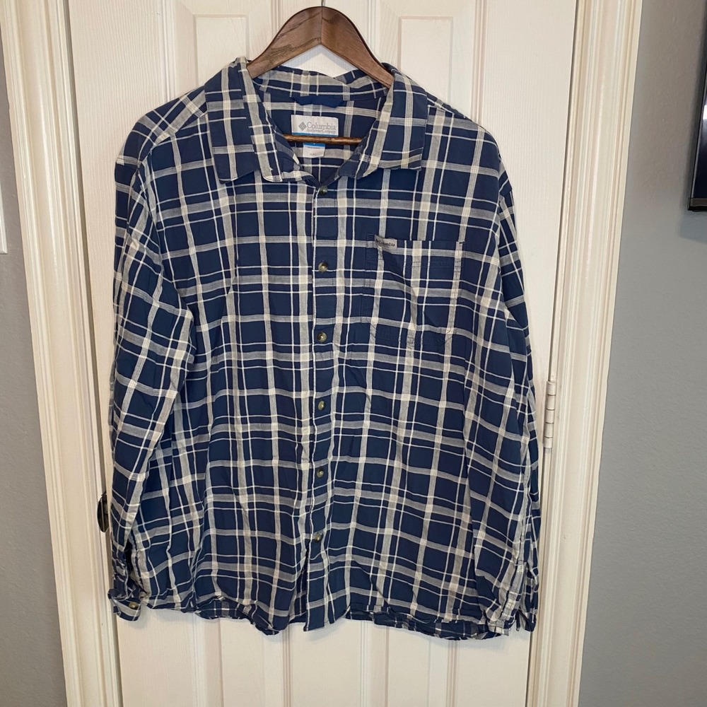 Columbia Mens XXL Navy Blue White Plaid Long Sleeve Button Down Shirt